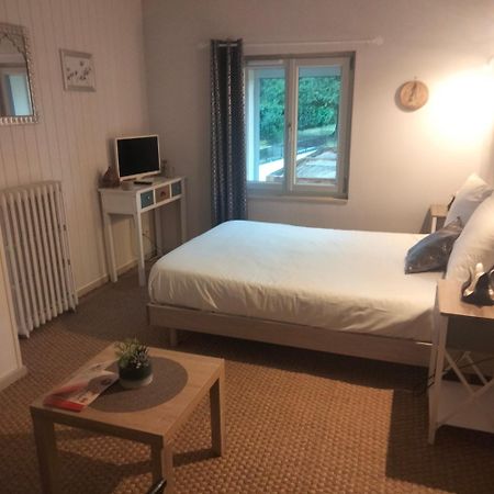 Le Jack Bed & Breakfast Mont-sous-Vaudrey Exterior foto